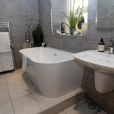 Oulton House - Beautiful Restored 2 Bedroom Property In Spofforth, Harrogate Exterior photo
